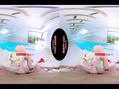 RealityLovers - Pigtailed Teen Nicole piscine et fun