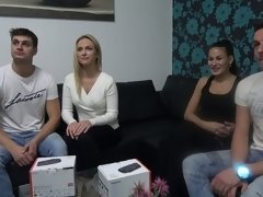 Arsch, Grosser arsch, Blasen, Braunhaarige, Hundestellung, Handjob, Pov, Jungendliche (18+)