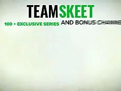 Большая жопа, Большие сиськи, Минет, Семяизвержение, Ласковые ручки, Лизание, Милф, Киски