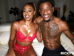 Arsch, Grosser schwanz, Hundestellung, Monster, Strumpfhose, Muschi, Titten, Nass