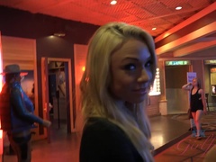 Blondine, Fingern, Masturbation, Pov, Muschi, Rasiert, Abendanzug, Titten