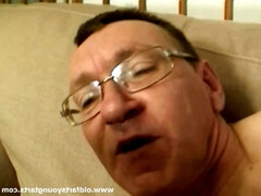 Anal, Gros cul, Blonde, Brunette brune, Collège université, Hard, Maman, Laide