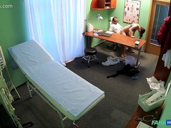 Amateur, Tetas grandes, Sucio, Sexo duro, Tacones, Lamidas, Pelirrojo, Uniforme