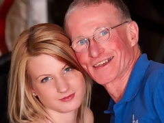 Culo, Mamada, Linda, Pajear, Besar, Afeitado, Adolescente, Tetas