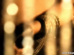 Брюнетки, Танцы, Индианки, Милф, Натуральные сиськи, Стриптиз, Дразнящие, Сиськи