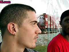 Picked up thug gets his ass fucked by white dude