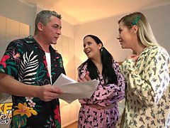 Universiteit, Tsjechisch, Hd, Kut duiken, Schreeuwen, Tiener, Trio, Tieten likken