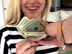 Grosser arsch, Grosser schwanz, Blasen, Hundestellung, Geld, Pov, Jungendliche (18+), Titten