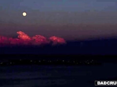 Brunette brune, Tir de sperme, En levrette, Faciale, Pov, Rasée, Adolescente, Nénés