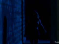 Anaal, Naakte man aangeklede vrouw, Dominante vrouw, Vingeren, Vernedering, Orgasme, Kut duiken, Slaaf