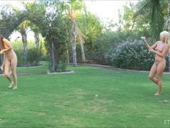 En gros plan de très près, Dansant, Extrême, Embrassement, Orgasme, Solo, Gicler, Jouets