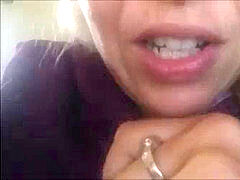 Leie, In den arsch, Europäisch, Furzen, Milf, Toilette