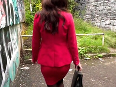 Amateur, Sucer une bite, Brunette brune, Fétiche, Hard, Mère que j'aimerais baiser, Orgasme, Réalité