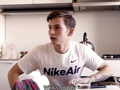 Salle de bains, Gros cul, Gros seins, Blonde, Sucer une bite, Branlette thaïlandaise, Mature, Naturelle