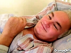 18 jahre, Braunhaarige, Spermaladung, Fetisch, Brille, Hd, Krankenschwester, Zierlich