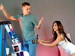 Grosse bite, Brunette brune, En levrette, Seins naturels, Rasée, Maigrichonne, Adolescente, Nénés