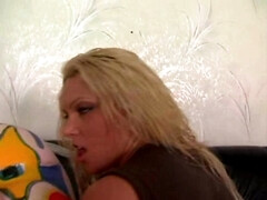 Anal, Cul, Grosse bite, Gros seins, Brunette brune, Plantureuse, Nénés, Mouillée