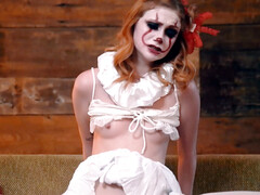 Sucer une bite, Brunette brune, Éjaculation interne, Tir de sperme, Robe, Branlette thaïlandaise, Maman, Rousse roux