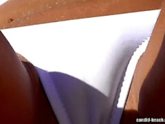 18 años, Playa, Tetas grandes, Bikini, Morena, Hendidura, Al aire libre, Público