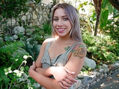 Blonde, Sucer une bite, Bondage, Domination, Fétiche, Branlette thaïlandaise, Pov, Maigrichonne