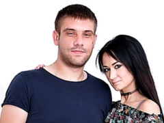 Enthousiasteling, Kont, Hondjeshouding, Interraciaal, Klein, Geschoren, Tiener, Tieten likken