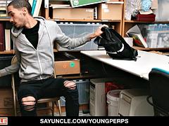 Анальный секс, Большой член, Минет, Семяизвержение, Геи, Ласковые ручки, Секс без цензуры, Полиция