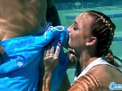 Arsch, Blondine, Blasen, Fingern, Pool, Rasiert, Jungendliche (18+), Unter wasser