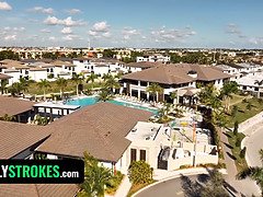 Corridas, Fetiche, Penetracion con dedos, Pajear, Monstruo, Pelirrojo, Gritar, Trio