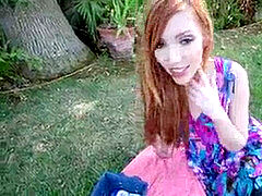 Blasen, Behaart, Milf, Im freien, Muschi, Rotschopf, Tätowierung