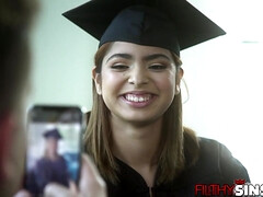 Bruinharig, Universiteit, Lul, Latijnse vrouw, Natuurlijke tieten, Slipje, Kut duiken, Taboe