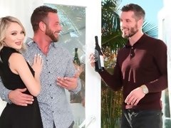 Blondine, Geschnappt, Sperma im mund, Spermaladung, Doppelpenetration, Masturbation, Mann mann frau, Flotter dreier