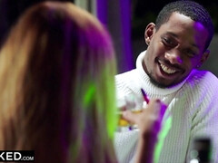 Sucer une bite, Éjaculer dans la bouche, Gorge profonde, Queue, Interracial, Léchez, Chatte, Chevaucher