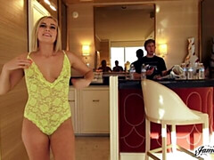 Verga grande, Rubia, Estilo perrito, Fetiche, Sexo duro, Interracial, Orgía