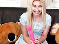 Amateur, Verga grande, Estilo perrito, Pequeña, Afeitado, Flaco, Medias largas, Juguetes