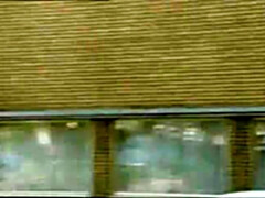 Uden en traevl - (Out Of a stitch) - 1968