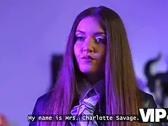 Braut, Braunhaarige, Gehörnter ehemann, Domination, Monster, Schreiend, Hochzeit, Bizarr