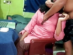 18 años, Culo grande, Hablar sucio, Pajear, Indio, Masaje, Nalgadas, Tabú