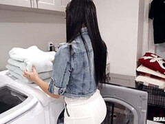 Поза 69, Американки, Минет, Поцелуи, На кухне, Латиноамериканки, От первого лица, Тату