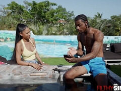 Красотки, Большие сиськи, Черные, Собачьи, Семья, Межрасовый секс, Реалити, Молоденькие