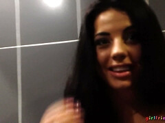 Cul, Salle de bains, Petite amie, Lesbienne, Léchez, Seins naturels, Chatte, Mouillée