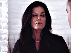 Спальня, Минет, Брюнетки, Лизание, Киски, Юбки, Носки, Тату