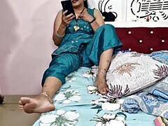 Mamada, Pareja, Corridas, Hablar sucio, Ama de casa, Coño, Sexo fuerte, Madrastra