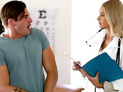 Gros cul, Grosse bite, Gros seins, Blonde, Sucer une bite, En levrette, Infirmière, Nénés