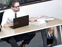 Большая жопа, Большой член, Блондинки, Минет, Натуральные сиськи, В офисе, Чулки, Сиськи