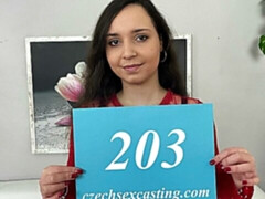 Amateur, Gros cul, Grosse bite, Gros seins, Sucer une bite, En levrette, Adolescente