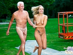 Blonde, Sucer une bite, Lingerie, De plein air, Maigrichonne, Dénudage, Adolescente