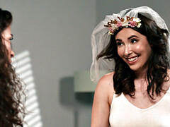 Anal, Lécher le cul, Bondage domination sadisme masochisme, Brunette brune, Gode, Doigter, Pénétrer avec le poing, Jouets