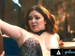 Grosse titten, Kehlenfick, Dildo, Milf