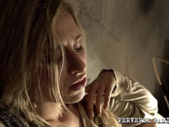 Sadomasochismus, Braunhaarige, Dildo, Nahrung, Hardcore, Hd, Milf, Rau