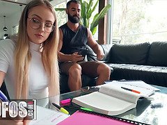 (scarlet chase) proves her feelings for her bff (elic chase) by juggling her massive bum on his cock - mofos
